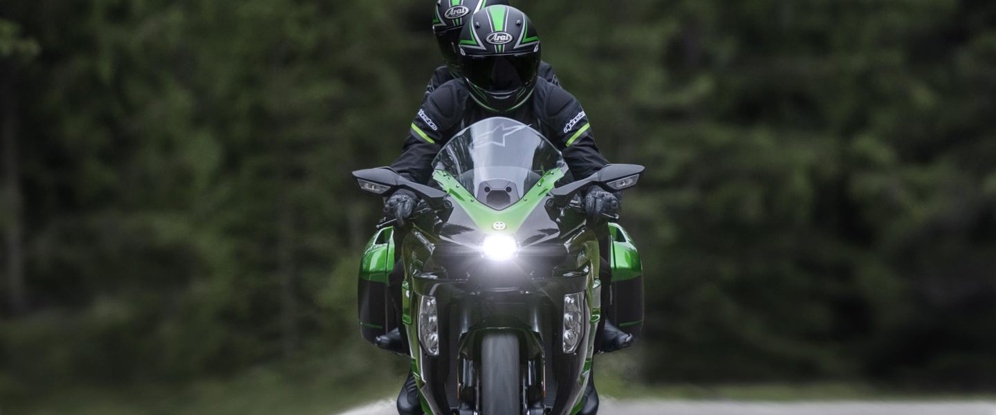 Ninja H2 SX automatically lights the way in 2023